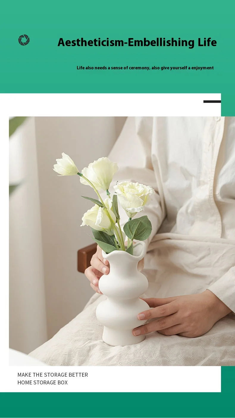 Minimalist White Ceramic Vase – Scandinavian Boho Style