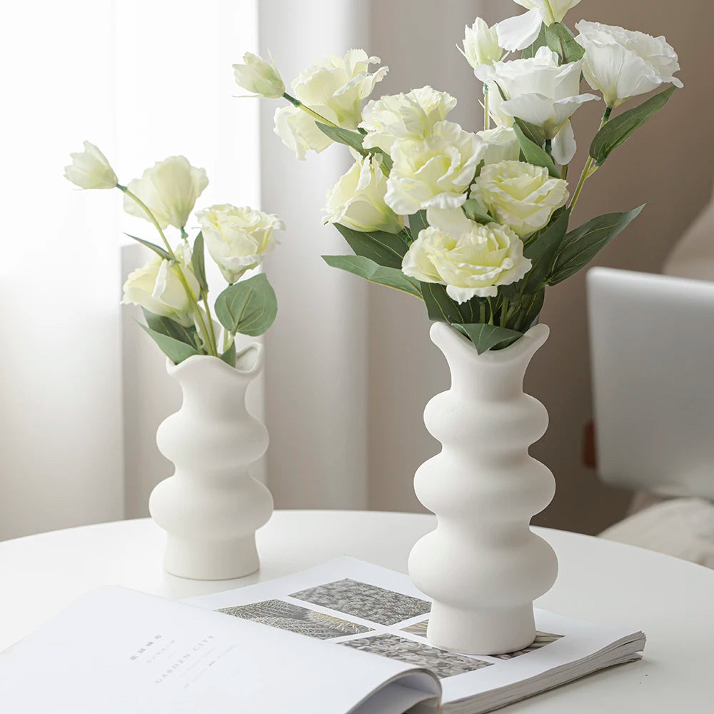 Minimalist White Ceramic Vase – Scandinavian Boho Style