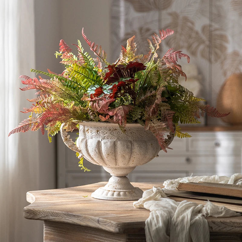 French Antique-Style Trophy Vase – Rustic Iron Centerpiece Décor